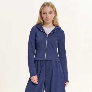Cropp - Granatowa zapinana bluza z kapturem - granatowy