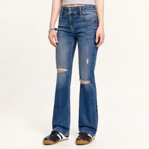 Cropp - Granatowe jeansy bootcut - granatowy