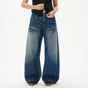 Cropp - Granatowe jeansy typu barrel workwear - granatowy