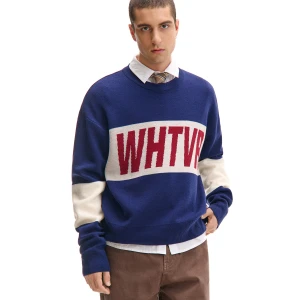 Cropp - Granatowy sweter z napisem - granatowy