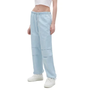 Cropp - Jasnoniebieskie jeansy parachute - niebieski