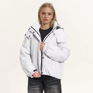 Cropp - Jasnoszara kurtka bomber z regulowanym kapturem - jasny szary