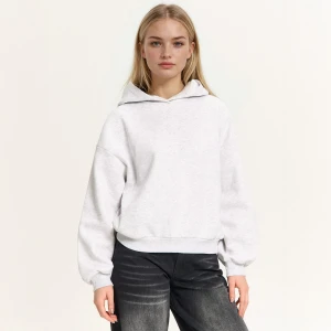 Cropp - Jasnoszara melanżowa bluza boxy z kapturem - jasny szary
