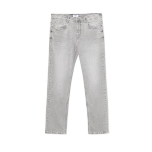 Cropp - Jasnoszare jeansy slim fit - jasny szary