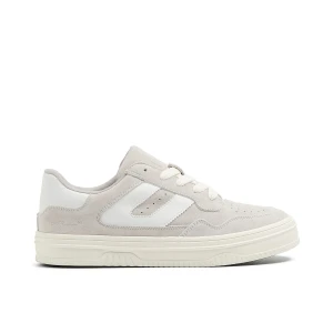 Cropp - Jasnoszare zamszowe sneakersy - jasny szary