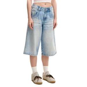 Cropp - Jeansowe szorty bermudy z efektem sprania - niebieski