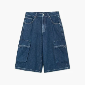 Cropp - Jeansowe szorty jorts z kieszeniami cargo - granatowy