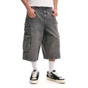 Cropp - Jeansowe szorty skater z efektem stone wash - szary