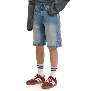 Cropp - Jeansowe szorty z efektem sprania - niebieski