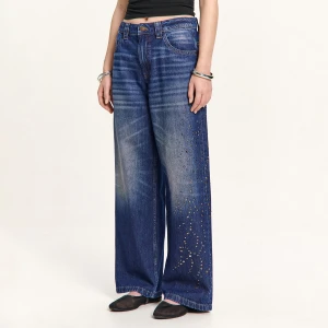 Cropp - Jeansy baggy z ćwiekami na nogawce - granatowy