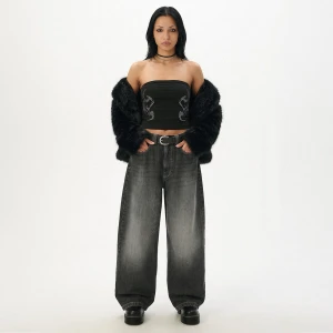 Cropp - Jeansy barrel fit z efektem sprania - szary