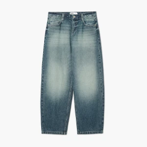 Cropp - Jeansy barrel z efektem sprania - niebieski