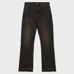 Cropp - Jeansy flare w stylu vintage - brązowy