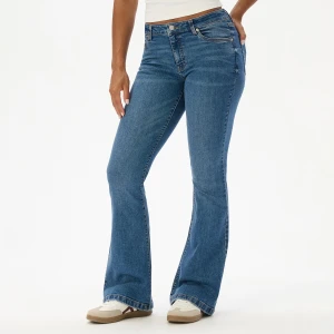 Cropp - Jeansy flare z efektem sprania - niebieski