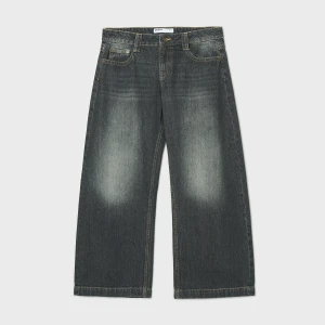 Cropp - Jeansy PETITE z efektem sprania - szary