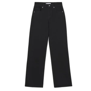 Cropp - Jeansy straight TALL z efektem sprania - czarny