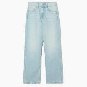 Cropp - Jeansy straight TALL z efektem sprania - niebieski