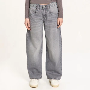 Cropp - Jeansy workwear fit z efektem sprania - jasny szary