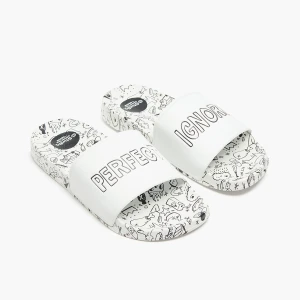 Cropp - Klapki z rysunkowymi motywami - biały