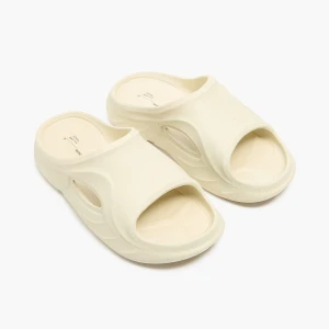 Cropp - Klapki z solidną podeszwą - beżowy