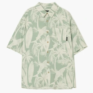 Cropp - Koszula z tropikalnym motywem - zielony