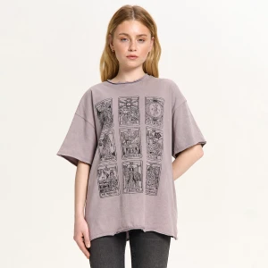 Cropp - Koszulka z efektem sprania i astralnym motywem - jasny szary