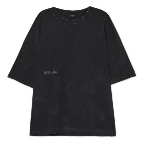 Cropp - Koszulka z efektem sprania i napisami - czarny