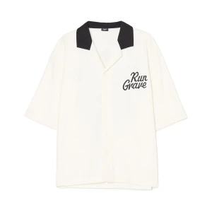 Cropp - Kremowa koszula z haftem i nadrukiem - kremowy