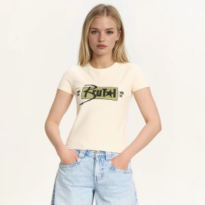 Cropp - Kremowa koszulka z dekoracyjnym napisem - kremowy