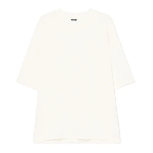 Cropp - Kremowy basicowy T-shirt o kroju boxy - kremowy
