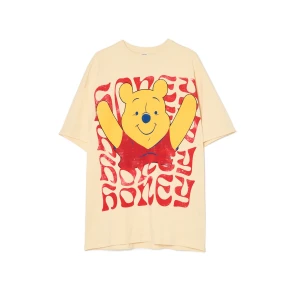 Cropp - Kremowy T-shirt z Kubusiem Puchatkiem - żółty