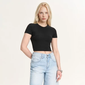 Zdjęcie produktu Cropp - Krótki prążkowany T-shirt - czarny