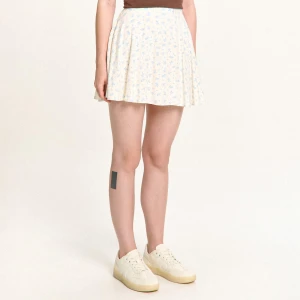 Cropp - Kwiecista spódnica mini z wiskozy - wielobarwny