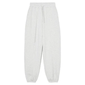 Cropp - Melanżowe szare joggery regular basic - jasny szary
