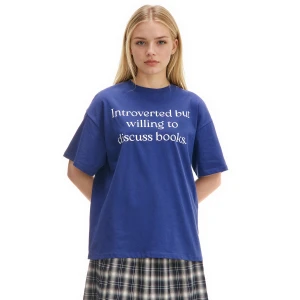 Cropp - Niebieska koszulka z książkowym motywem - granatowy