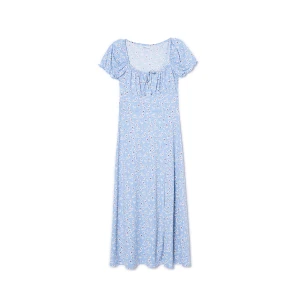 Cropp - Niebieska sukienka midi w kwiaty - błękitny