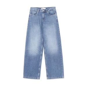 Cropp - Niebieskie jeansy baggy z niskim stanem - niebieski