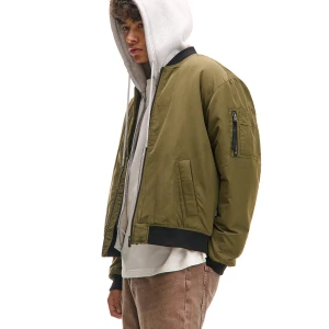 Cropp - Oliwkowa kurtka bomberka - zielony