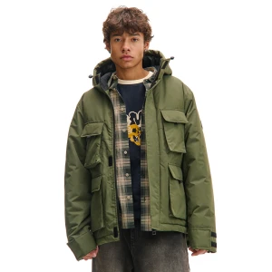 Cropp - Oliwkowa kurtka z kapturem i kieszeniami cargo - zielony