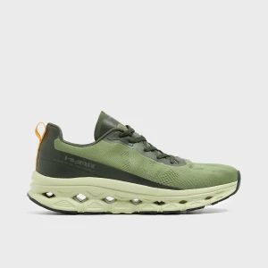 Cropp - Oliwkowe sneakersy z siateczkową cholewką - zielony