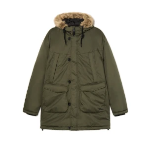 Cropp - Oliwkowy płaszcz z odpinanym futrem - zielony