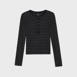 Cropp - Prążkowana koszulka longsleeve z zatrzaskami - szary