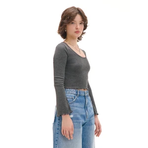 Cropp - Prążkowana szara koszulka longsleeve - szary