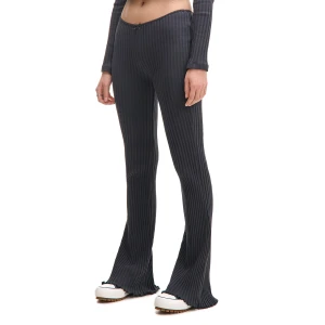 Cropp - Prążkowane szare spodnie flare - szary