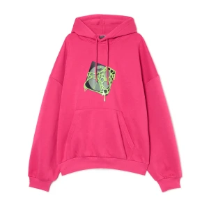 Cropp - Różowa bluza hoodie z nadrukiem - purpurowy