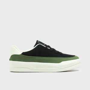 Cropp - Sneakersy z imitacji zamszu - zielony