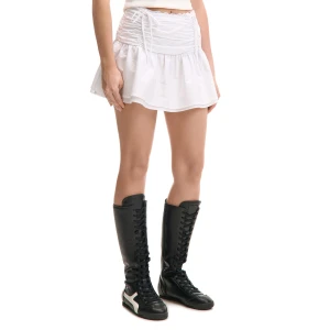 Cropp - Spódnica mini z dekoracyjnym wykończeniem - biały