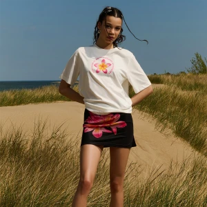 Cropp - Spódniczka z nadrukiem kwiatu - wielobarwny