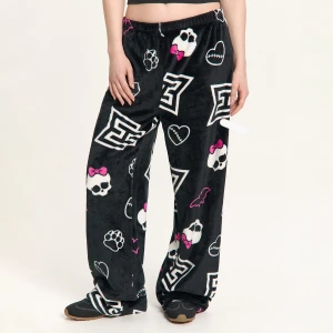 Cropp - Spodnie Monster High - czarny