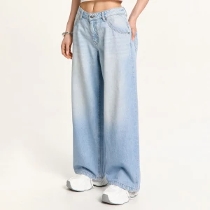 Cropp - Sprane jeansy boyfriend loose - niebieski